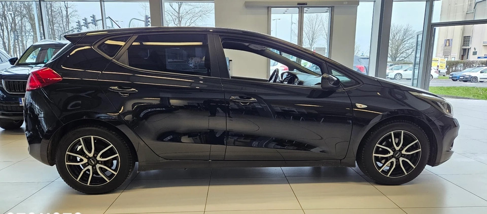 Kia Ceed cena 33900 przebieg: 152815, rok produkcji 2012 z Sompolno małe 497